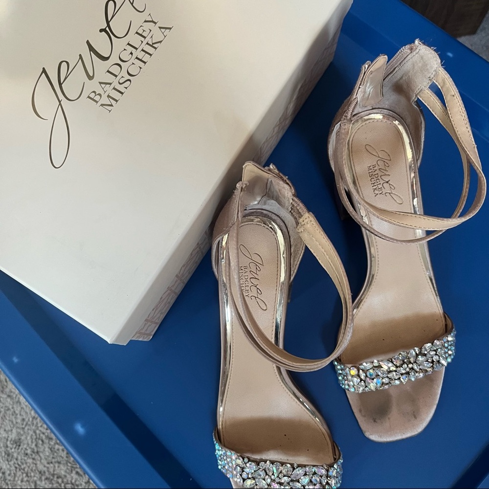 Jewel by Badgley Mischka Heels
